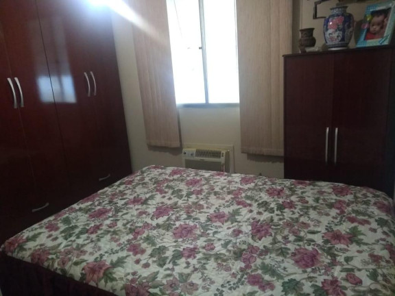 Imagem Apartamento com 2 Quartos à Venda, 58 m² em Realengo