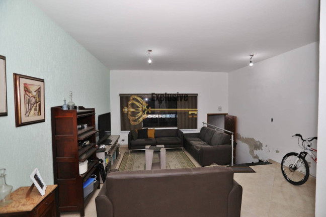 Imagem Sobrado com 3 Quartos à Venda, 210 m² em Vila Humaitá - Santo André