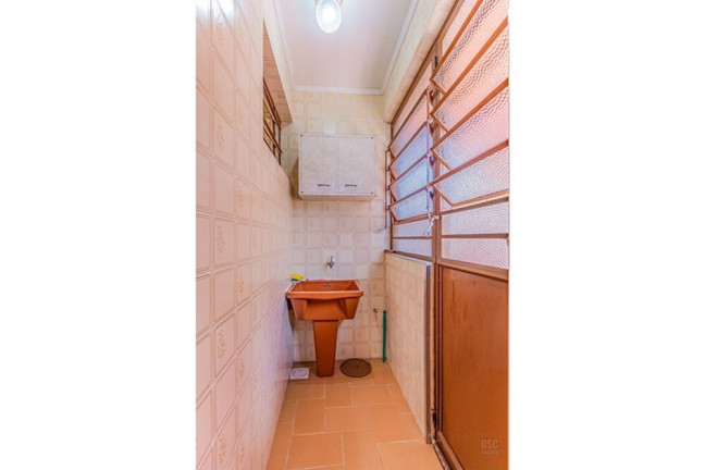 Imagem Casa com 5 Quartos à Venda, 131 m² em Cavalhada - Porto Alegre