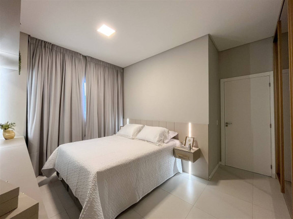 Imagem Apartamento com 2 Quartos à Venda, 105 m² em Perequê - Porto Belo Imagem Apartamento com 2 Quartos à Venda, 105 m² em Perequê - Porto Belo