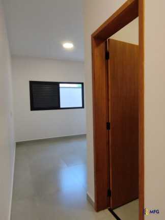 Imagem Casa com 3 Quartos à Venda, 200 m² em Bora Bora - Porto Feliz Imagem Casa com 3 Quartos à Venda, 200 m² em Bora Bora - Porto Feliz