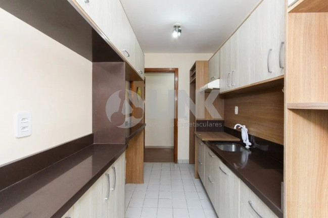 Imagem Apartamento com 3 Quartos à Venda, 70 m² em Cristo Redentor - Porto Alegre Imagem Apartamento com 3 Quartos à Venda, 70 m² em Cristo Redentor - Porto Alegre