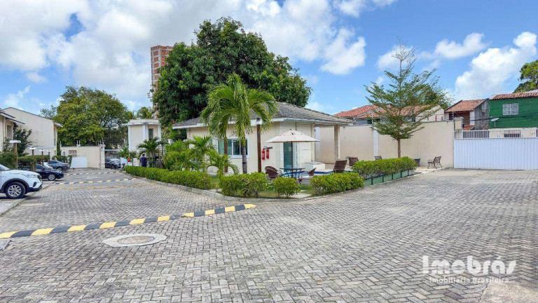 Imagem Casa com 3 Quartos à Venda, 140 m² em Engenheiro Luciano Cavalcante - Fortaleza