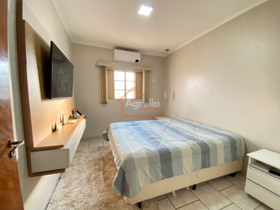 Imagem Casa com 2 Quartos à Venda, 108 m² em Centro - Mogi Mirim Imagem Casa com 2 Quartos à Venda, 108 m² em Centro - Mogi Mirim