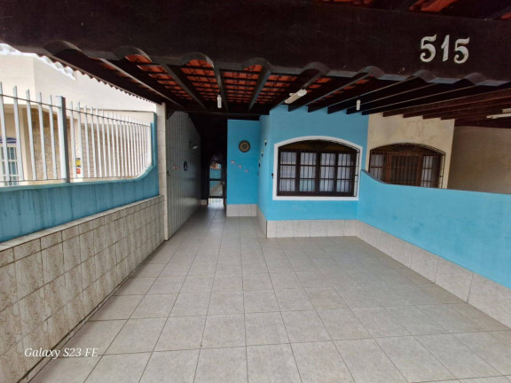 Casa com 2 Quartos à Venda,  em Imperador - Praia Grande