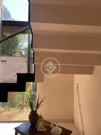 Imagem Casa com 4 Quartos à Venda, 290 m² em Setor Sul - Goiânia Imagem Casa com 4 Quartos à Venda, 290 m² em Setor Sul - Goiânia