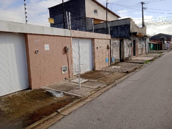 Casa com 3 Quartos à Venda, 171 m² em Pq Potira - Caucaia