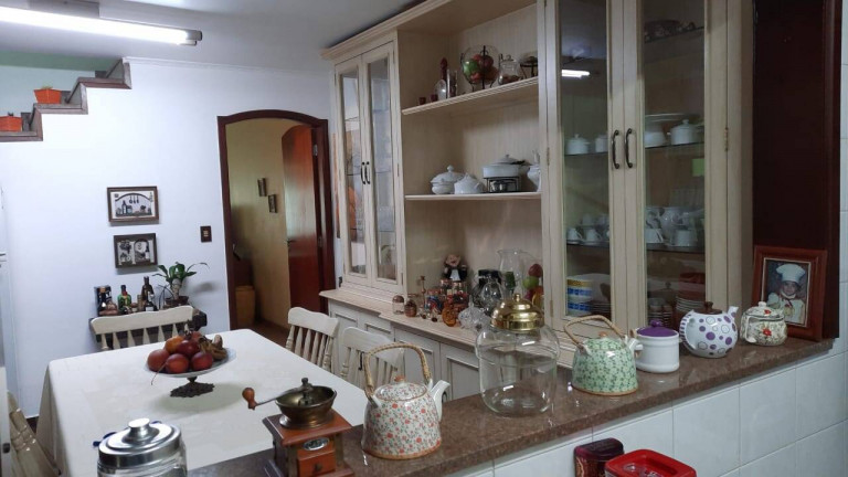Imagem Casa com 3 Quartos à Venda, 253 m² em Vila Pires - Santo André