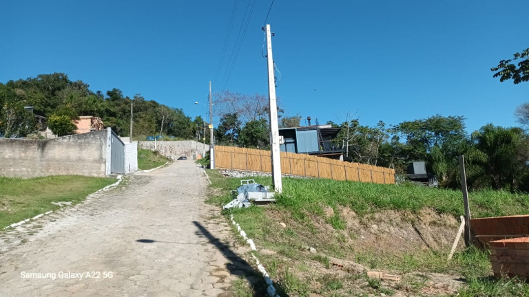 Terreno à Venda, 447 m² em Córrego Grande - Florianópolis