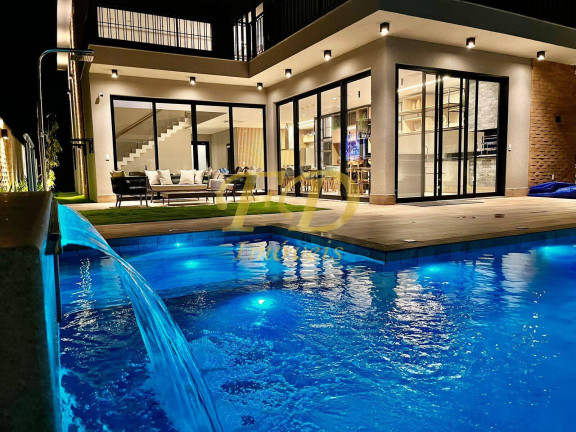 Casa de Condomínio com 3 Quartos à Venda, 525 m² em Atibaia