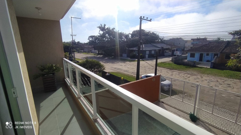 Imagem Sobrado com 4 Quartos para Temporada, 137 m² em Balneário Brasília - Itapoá Imagem Sobrado com 4 Quartos para Temporada, 137 m² em Balneário Brasília - Itapoá