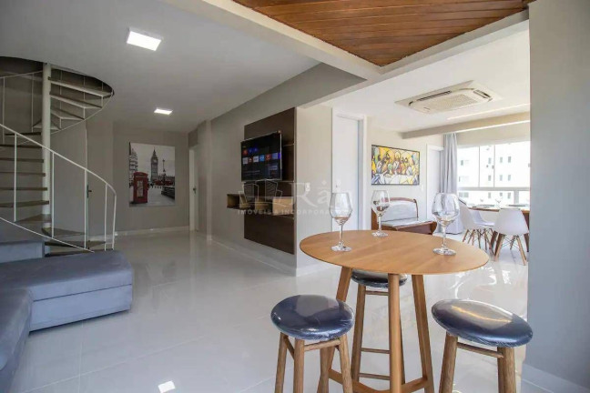 Imagem Cobertura com 4 Quartos à Venda, 163 m² em Centro - Balneário Camboriú
