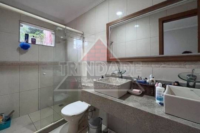 Imagem Casa com 3 Quartos à Venda, 200 m² em Vargem Grande - Rio De Janeiro