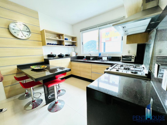 Imagem Apartamento com 3 Quartos à Venda, 250 m² em Centro - Balneário Camboriú Imagem Apartamento com 3 Quartos à Venda, 250 m² em Centro - Balneário Camboriú