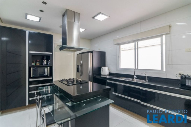 Imagem Casa de Condomínio com 3 Quartos à Venda, 474 m² em Vila Gilda - Santo André