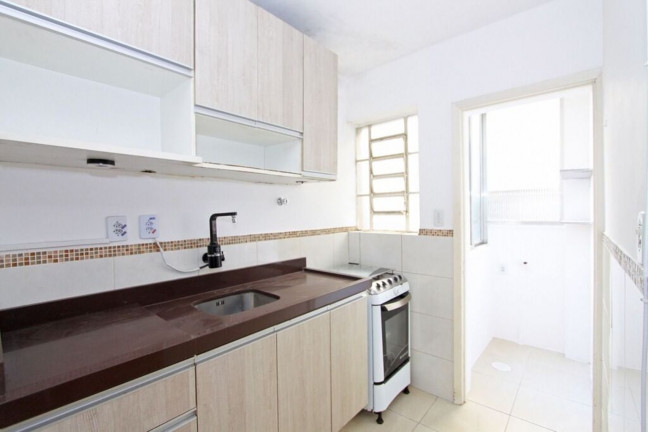 Imagem Imóvel com 1 Quarto à Venda, 43 m² em Praia De Belas - Porto Alegre Imagem Imóvel com 1 Quarto à Venda, 43 m² em Praia De Belas - Porto Alegre