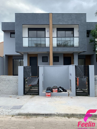 Casa com 3 Quartos à Venda, 159 m² em Campeche - Florianópolis