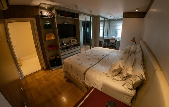 Imagem Imóvel com 4 Quartos à Venda, 370 m² em Moema - São Paulo Imagem Imóvel com 4 Quartos à Venda, 370 m² em Moema - São Paulo