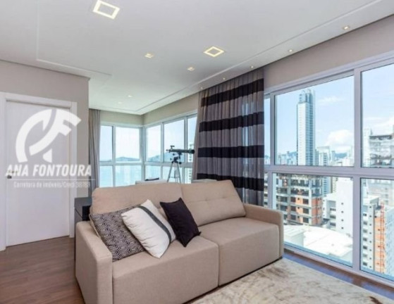 Imagem Cobertura com 3 Quartos à Venda, 222 m² em Pioneiros - Balneário Camboriú