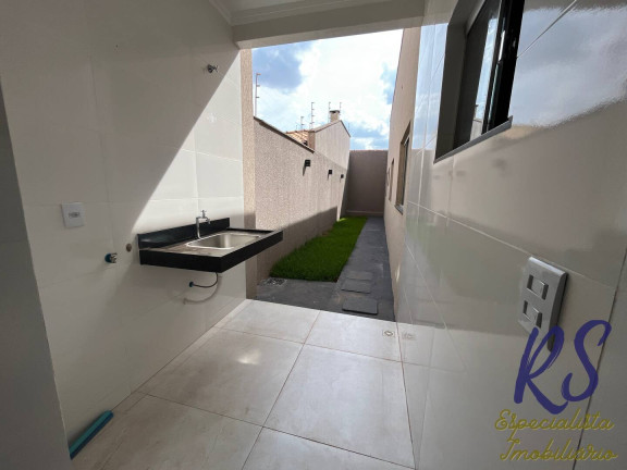 Imagem Casa com 3 Quartos à Venda, 120 m² em Goiânia 2 - Goiânia Imagem Casa com 3 Quartos à Venda, 120 m² em Goiânia 2 - Goiânia
