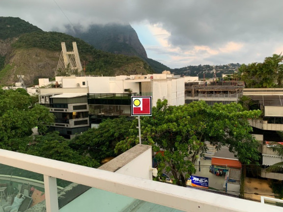 Imagem Imóvel com 4 Quartos à Venda, 330 m² em Barra Da Tijuca - Rio De Janeiro Imagem Imóvel com 4 Quartos à Venda, 330 m² em Barra Da Tijuca - Rio De Janeiro