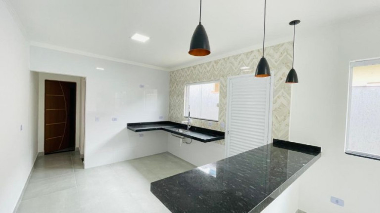 Imagem Casa com 2 Quartos à Venda, 125 m² em Tupi - Praia Grande Imagem Casa com 2 Quartos à Venda, 125 m² em Tupi - Praia Grande