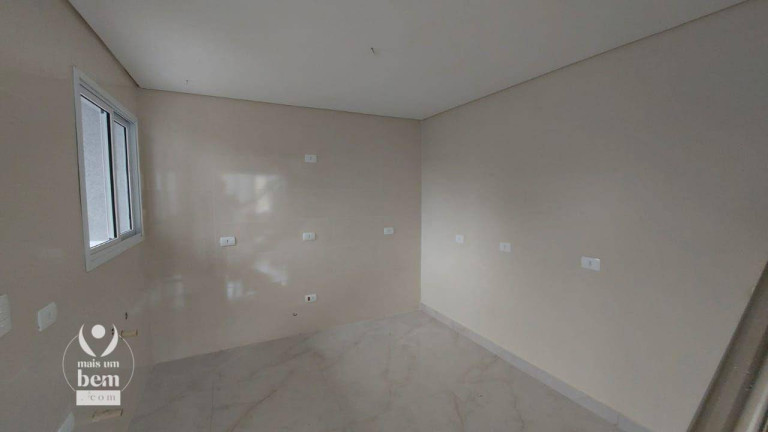 Imagem Sobrado com 3 Quartos à Venda, 141 m² em Uberaba - Curitiba Imagem Sobrado com 3 Quartos à Venda, 141 m² em Uberaba - Curitiba