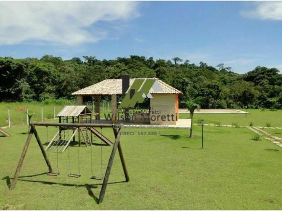 Imagem Terreno à Venda, 1.000 m² Imagem Terreno à Venda, 1.000 m²
