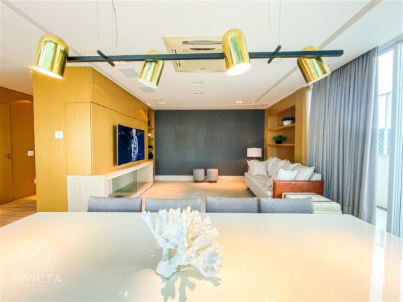 Imagem Apartamento com 3 Quartos à Venda, 251 m² em Centro - Balneário Camboriú Imagem Apartamento com 3 Quartos à Venda, 251 m² em Centro - Balneário Camboriú