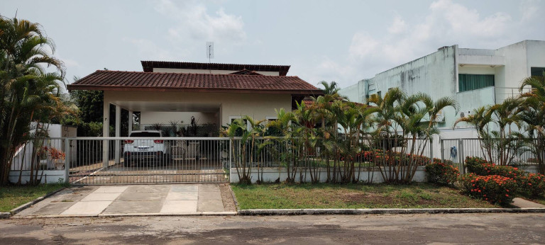Imagem Casa de Condomínio com 6 Quartos para Alugar, 394 m² em Ponta Negra - Manaus Imagem Casa de Condomínio com 6 Quartos para Alugar, 394 m² em Ponta Negra - Manaus