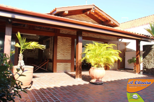 Imagem Casa com 3 Quartos à Venda, 227 m² em Perequê Açu - Ubatuba