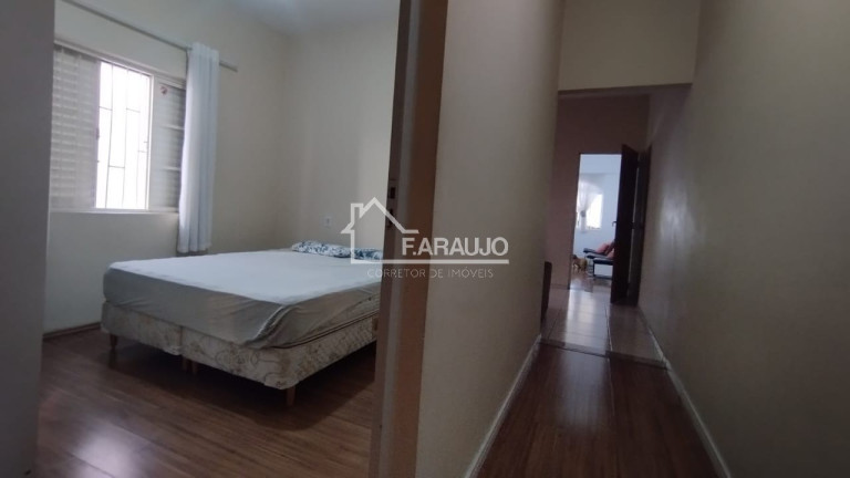 Imagem Sobrado com 3 Quartos à Venda, 162 m² em Vila Haro - Sorocaba
