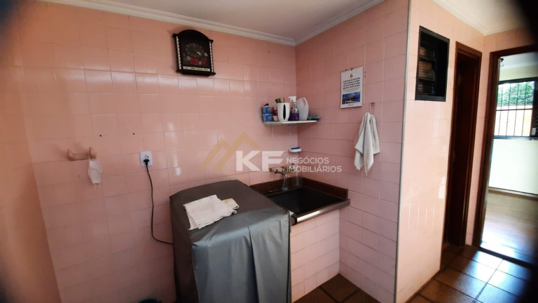 Imagem Casa com 4 Quartos à Venda, 143 m² em Vila Tamandaré - Ribeirão Preto
