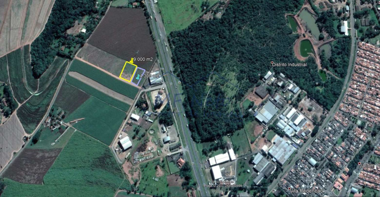 Terreno à Venda, 4.300 m² em Distrito Industrial - Pirassununga