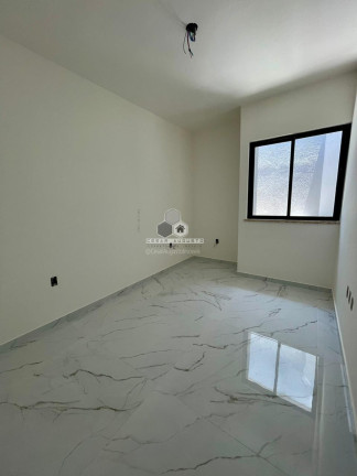 Imagem Casa com 3 Quartos à Venda, 106 m² em Precabura - Eusébio