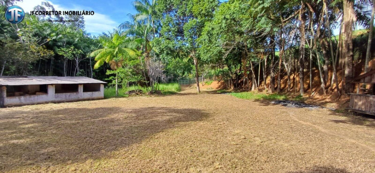 Imagem Chácara com 3 Quartos à Venda, 5.000 m² em Agua Limpa Dos Antunes - Ipaba Imagem Chácara com 3 Quartos à Venda, 5.000 m² em Agua Limpa Dos Antunes - Ipaba