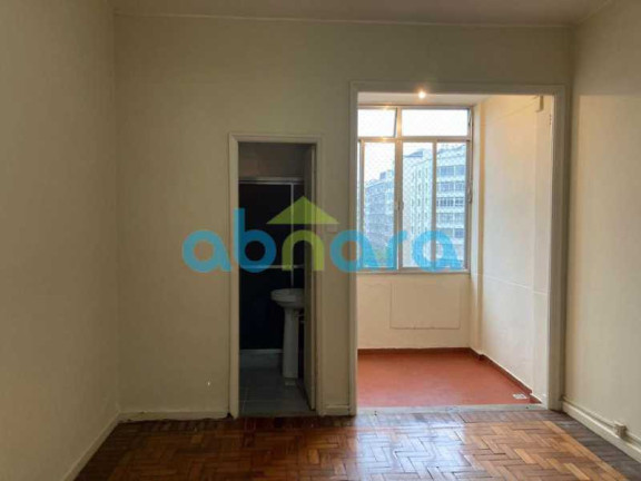 Imagem Kitnet com 1 Quarto à Venda, 40 m² em Copacabana - Rio De Janeiro