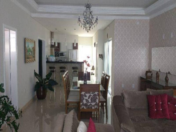 Imagem Casa com 3 Quartos à Venda, 300 m² em Centro - Pouso Alegre Imagem Casa com 3 Quartos à Venda, 300 m² em Centro - Pouso Alegre