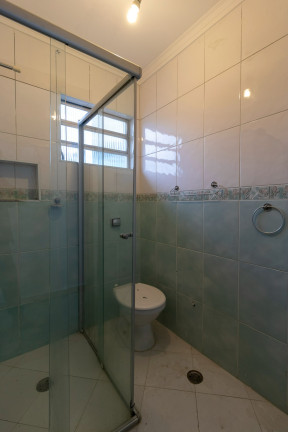 Imagem Sobrado com 3 Quartos à Venda, 240 m² em Vila Firmiano Pinto - São Paulo