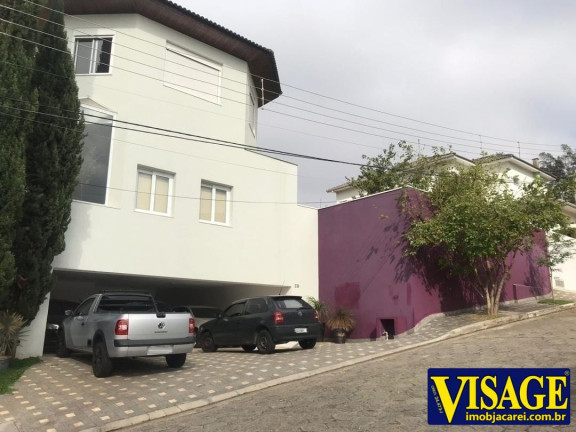 Casa com 3 Quartos à Venda, 375 m² em Jd. Coleginho - Jacareí