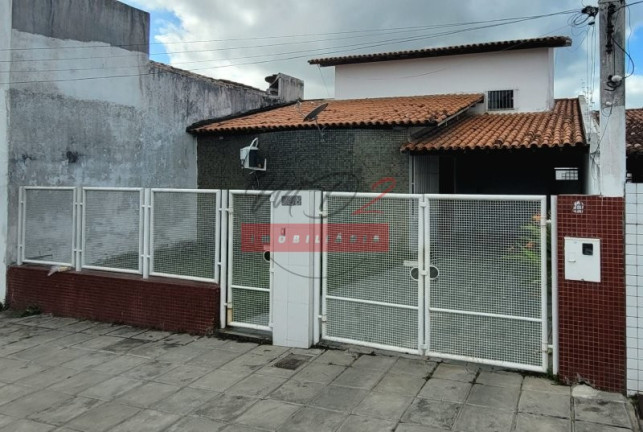 Imagem Casa com 4 Quartos à Venda, 300 m² em Ponto Central - Feira De Santana Imagem Casa com 4 Quartos à Venda, 300 m² em Ponto Central - Feira De Santana