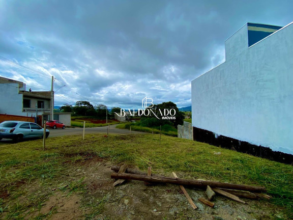 Imagem Terreno à Venda, 200 m² em Centro - Extrema Imagem Terreno à Venda, 200 m² em Centro - Extrema