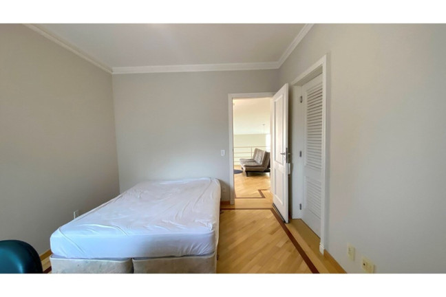 Imagem Casa com 5 Quartos à Venda, em Tamboré - Santana De Parnaíba Imagem Casa com 5 Quartos à Venda, em Tamboré - Santana De Parnaíba