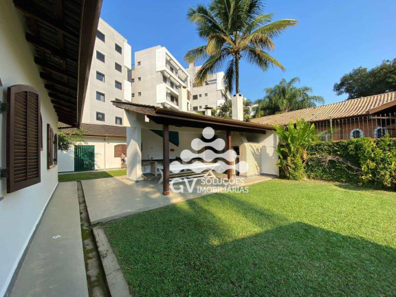 Imagem Casa com 6 Quartos à Venda, 189 m² em Enseada - Ubatuba