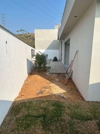 Imagem Casa com 3 Quartos à Venda, 225 m² em Jardim Belvedere - Volta Redonda Imagem Casa com 3 Quartos à Venda, 225 m² em Jardim Belvedere - Volta Redonda