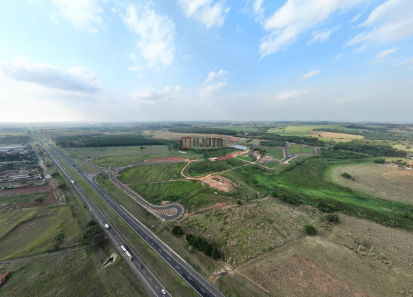 Imagem Terreno à Venda, 1.200 m² Imagem Terreno à Venda, 1.200 m²