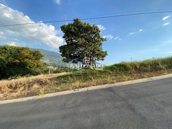 Imagem Terreno à Venda, 200 m² em Centro - Extrema Imagem Terreno à Venda, 200 m² em Centro - Extrema