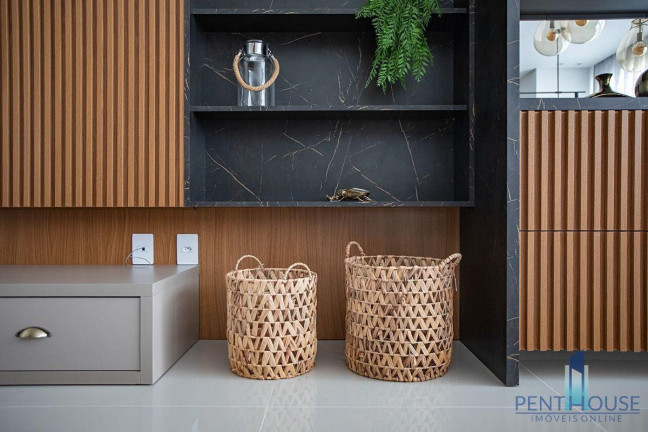 Imagem Apartamento com 3 Quartos à Venda, 116 m² em Centro - Balneário Camboriú Imagem Apartamento com 3 Quartos à Venda, 116 m² em Centro - Balneário Camboriú