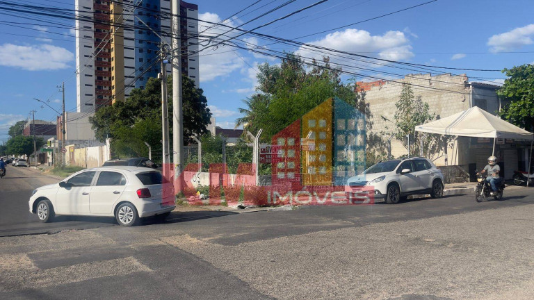 Terreno à Venda, 567 m² em Centro - Mossoró