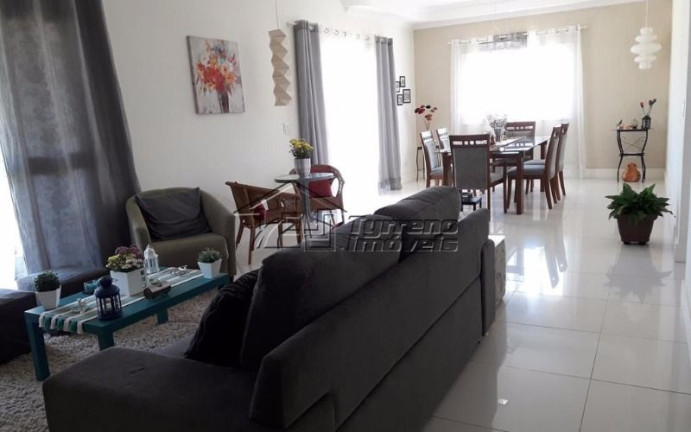 Casa de Condomínio com 4 Quartos à Venda, 300 m² em Urbanova - São José Dos Campos